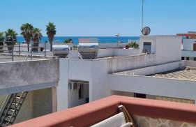 IL GIRASOLE, distante solo 200 mt. REALI dal mare - Foto 3