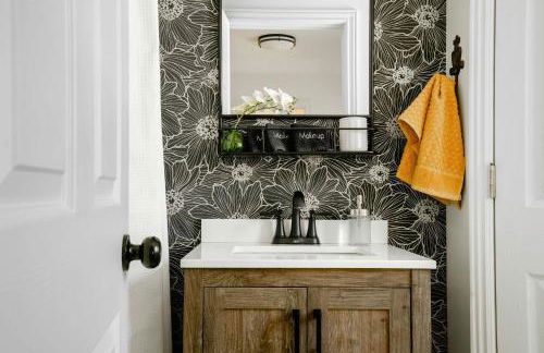 Midvale Station | Play•Relax•Repeat+ New King Bed! - Foto 42