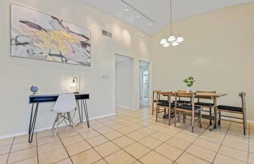 Delightful Family Home in New Tampa - Foto 14