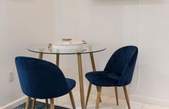 3 BD next to Central Park - Photo 13