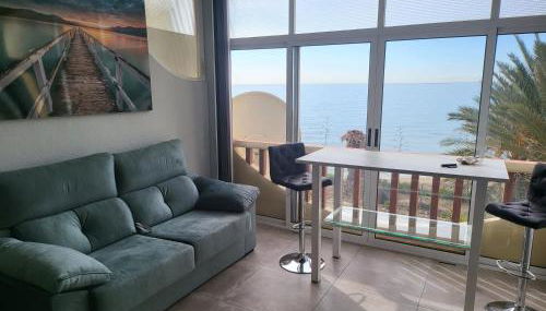 Bonito apartamento frente al mar - Foto 3