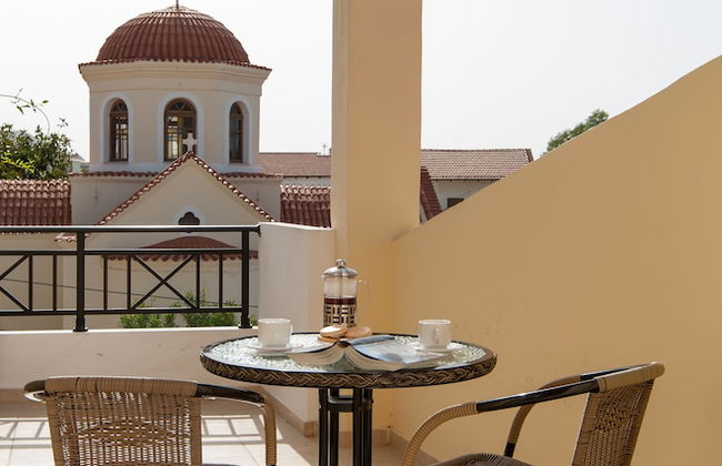 Castello Apartments - Photo 76