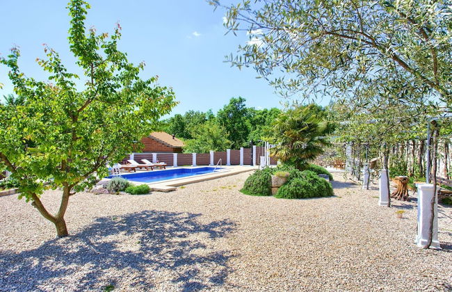 Tranquil Getaway Polje Villa With Pool - Foto 43