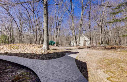 1 Mi to Foxwoods Casino Couples Retreat with Patio - Foto 19