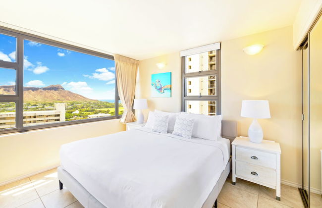 Diamond Head and Ocean views with King Bed and Parking - Foto 15