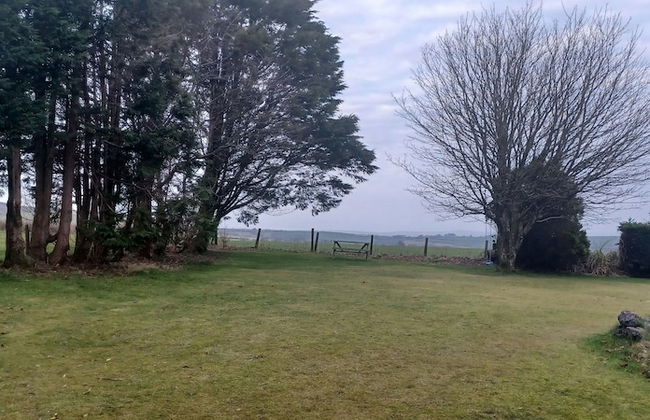 Relax With Amazing Views! 1-bed Studio in Tegryn - Foto 23