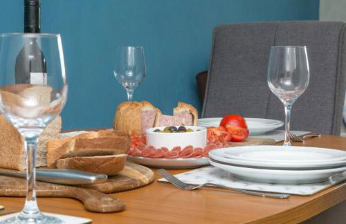 Peaceful property with stunning views - Pass the Keys - Photo 15