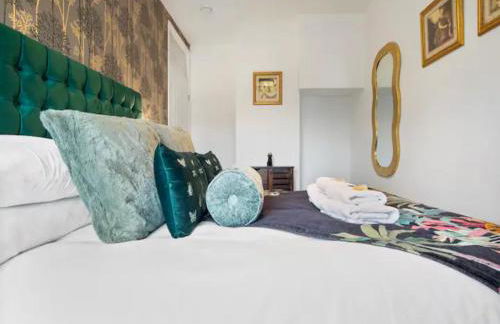 8 Eighth Ave Retreat On The Green Beautiful 4-Bed Home Pass The Keys - Foto 17