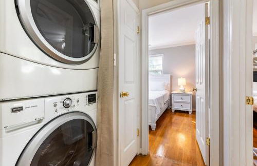 Southern Charm 2BR Greensboro Nest - Foto 24