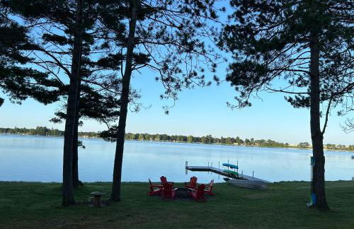 Redwood Retreat by the Lake - Foto 36