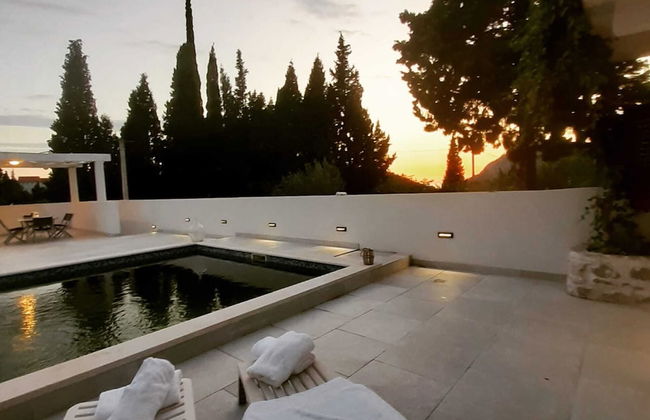 Villa Dragi, Villa With Pool and big Terrace, sea View, Peacfully and Quite - Foto 16