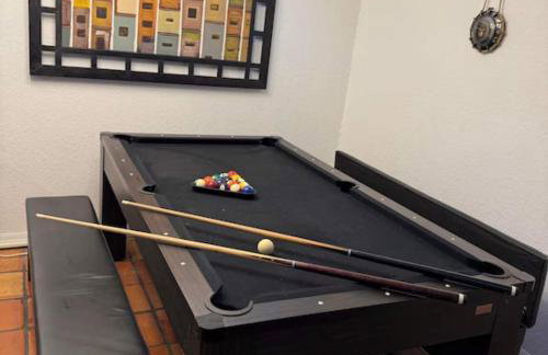 Lakehouse Oasis Pool, hottub & Loft FSC Straw Fest - Foto 56