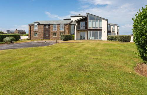 2 Ocean's Edge - Foto 1