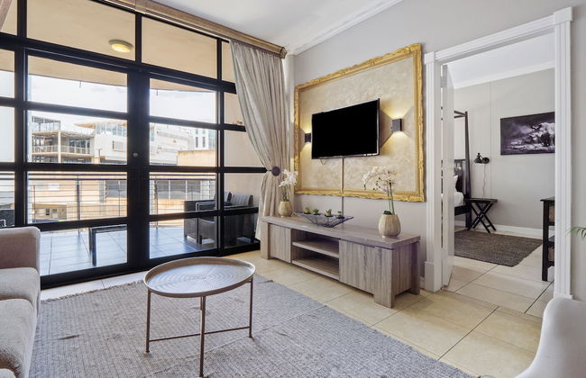 Deja Blue - Photo 20