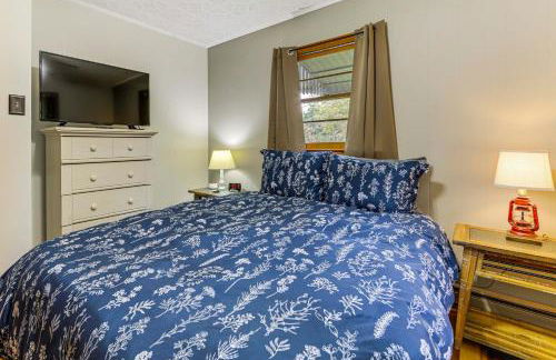 Sylva Riverfront Cabin Near WCU Pet-Friendly! - Foto 15