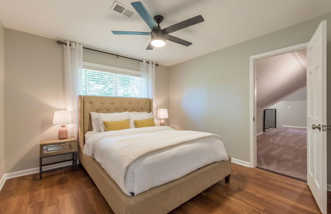 Beautiful Large Newly Renovated 5 Bedroom House - Foto 50