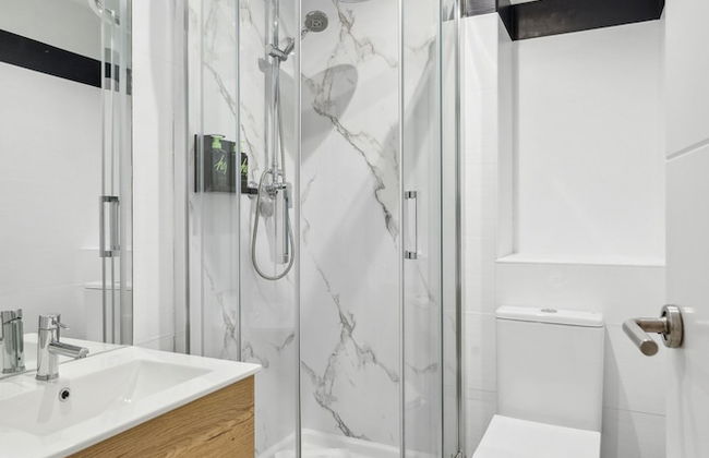 Limehome Madrid Calle de la Paloma - Photo 43