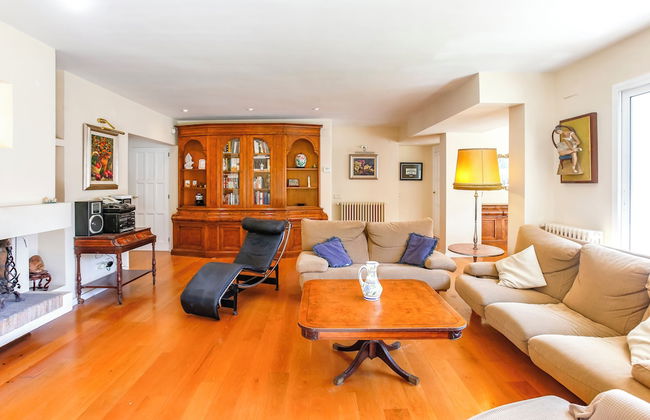 Just 10 Minutes From Sitges, House With Private Garden and Pool- - Foto 24