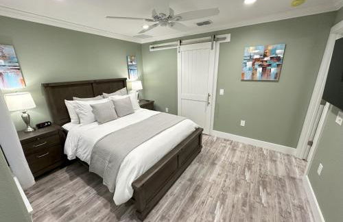 Brand NEW Modern Luxury wPrivate Pool Hot Tub BBQ Home Cinema 2 Miles to Disney - Foto 7