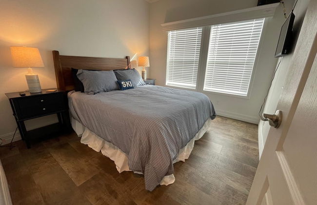 NEW 3bed 2bath With Creek and Open Spaces - Foto 11