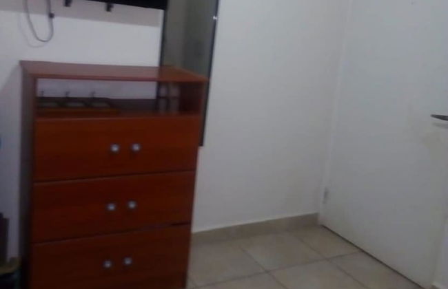 Room in Guest Room - Room in Comfortable Apartment Located on the Beach Very Close to the City - Foto 5