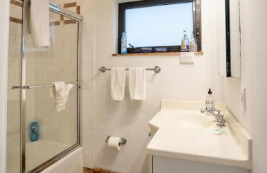 1BR C direct on the water shared deck Free kayaks - Foto 12
