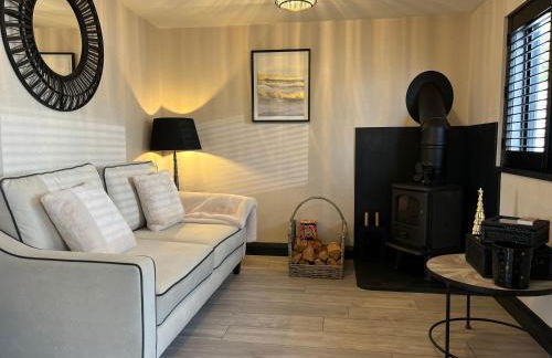 Caban Y Tan Ffawydd Luxury couples retreat with private Wood Fired Hot Tub - Foto 16