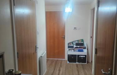 Edinburgh city centre one private bedroom in shared apartment with private bathroom with free car parking - Foto 12