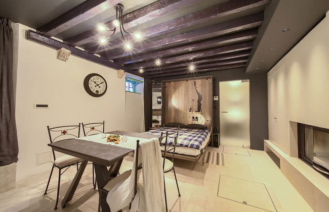 Vibrant and Elegant Downtown Krk Apartments - Photo 5