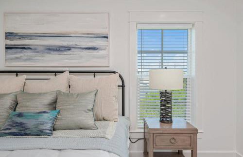 2 Blocks to the Beach! Pool & Golf Cart, Sleeps 21 - Foto 42