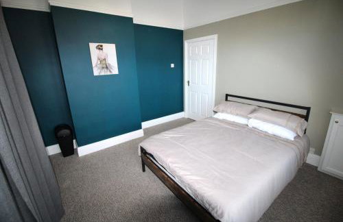 Bungalow - Sleeps 8 - Pets-Enclosed Garden-Parking - Foto 9