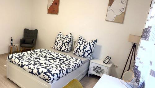 Schönes Zimmer in einer 3er WG-Wohnung geeignet für einen Mann shared apartment - Foto 2
