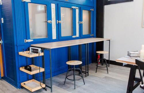 Blue Storefront 2ksqft, Arcade,Pooltable,Foosball - Foto 17