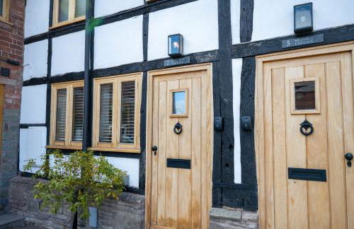 Apple Tree Cottage - Cosy 2 Bed with Deluxe HOT TUB & Log Burner - Photo 15