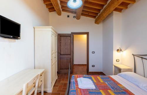 Apartment in a farmhouse with 2 swimming pools - Foto 30