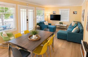 CasaViva Sky - Spacious 3BR with City Views, Firepit & Backyard - Walk to Hillcrest Dining, 5 Min to Zoo & Balboa Park - Foto 3
