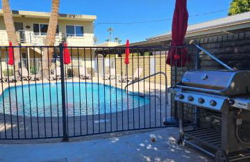 Mid century modern condo near Old Town, pool & BBQ - Foto 30