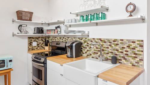 Modern Living w hot tub in Alberta Arts District - Foto 5