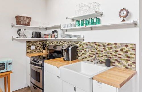 Modern Living w hot tub in Alberta Arts District - Foto 5