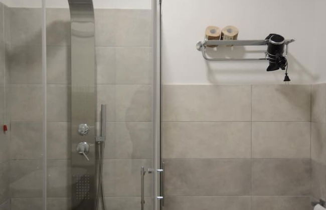 Terry's House - Photo 27