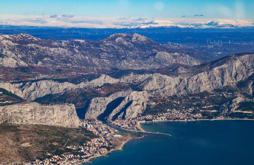 Charming stone apartment with jacuzzi in center of Omiš - Foto 69