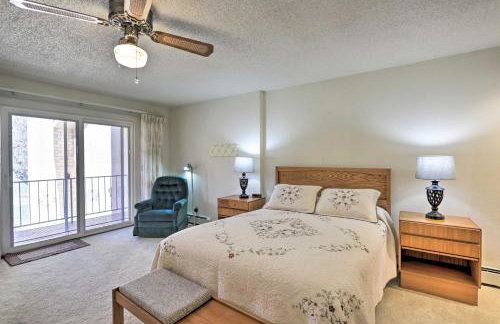 Grand Junction Golf Course Condo w/ Balconies - Foto 13