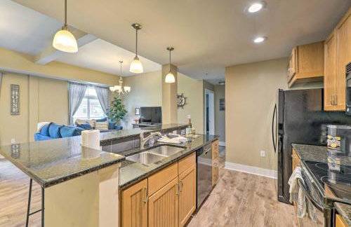 Grand Haven Condo - Walk to Nearby Hot Spots! - Foto 6