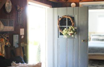 Barn of Three Oaks near Lake Michigan and Journeyman - Foto 17