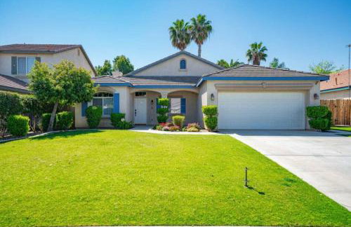 Central Bliss near parks & shops - Photo 19