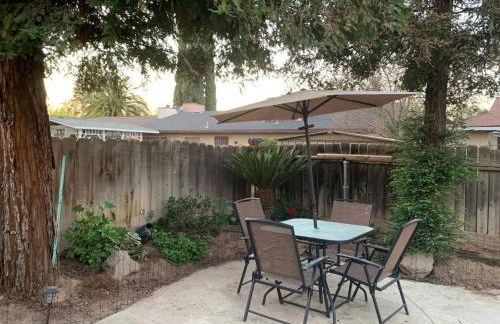 Rustic Retreat 3 bd/2 bth - Large Family Game Area - Foto 8