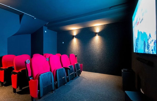 Beautiful Holiday Home Near St Anton Am Arlberg With Sauna - Foto 26