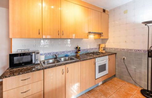 4 Bedroom Nice Home In Riells I Viabrea - Foto 14