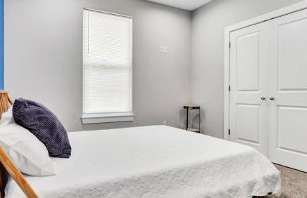 Waxahachie Walkup Backyard Oasis 1 Mi to DWTN Professionally Managed By Stay Albatross - Foto 47