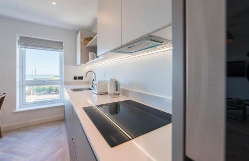 Gwel Y Mor Duo by Birch Stays New Home - Photo 15